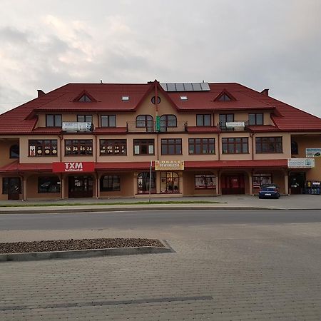 Gosciniec Ustrzycki Hotel Ustrzyki Dolne Exterior photo